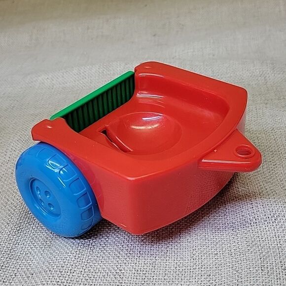Vintage Hasbro Playskool Weebles Tractor/wagon and 2 Zoo Zoo shakers - Picture 6 of 11